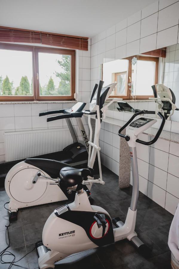 Hotel Nad Morzem- Art-Pension Świerzno エクステリア 写真